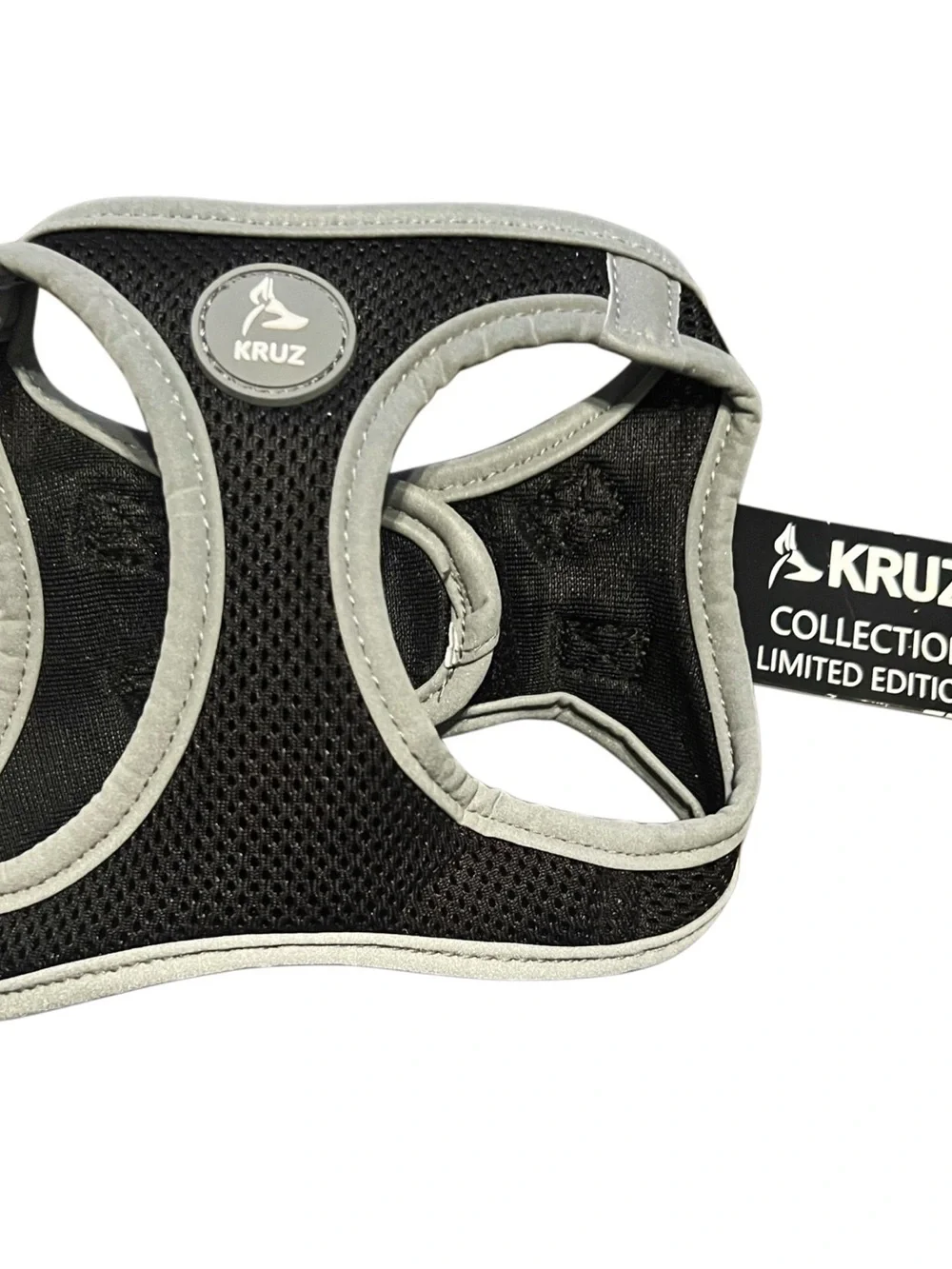 Kruz Mesh Dog Harness in Black & Light Gray Size XS